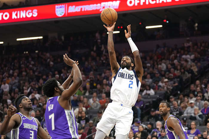 kyrie irving mavericks 2-11-23